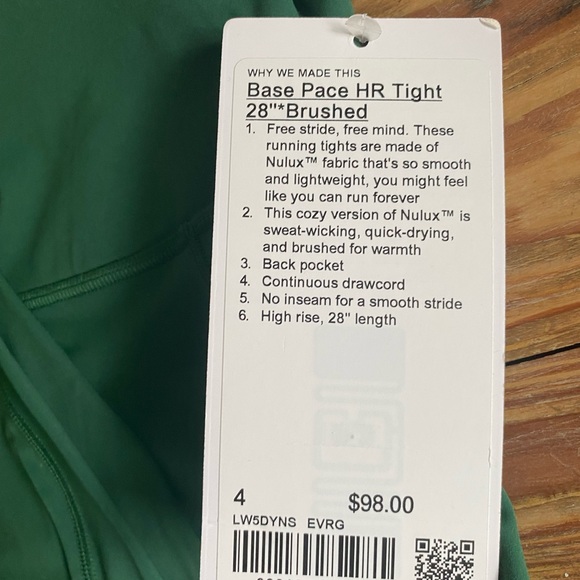lululemon athletica Pants - NWT Lululemon Base Pace HR tight 28” brushed everglade green RARE